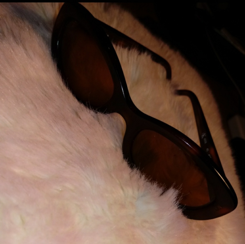 Beautiful Calvin Klein Sunglasses 